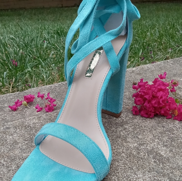 Blue Wrap Up Block Heel - Picture 5 of 7
